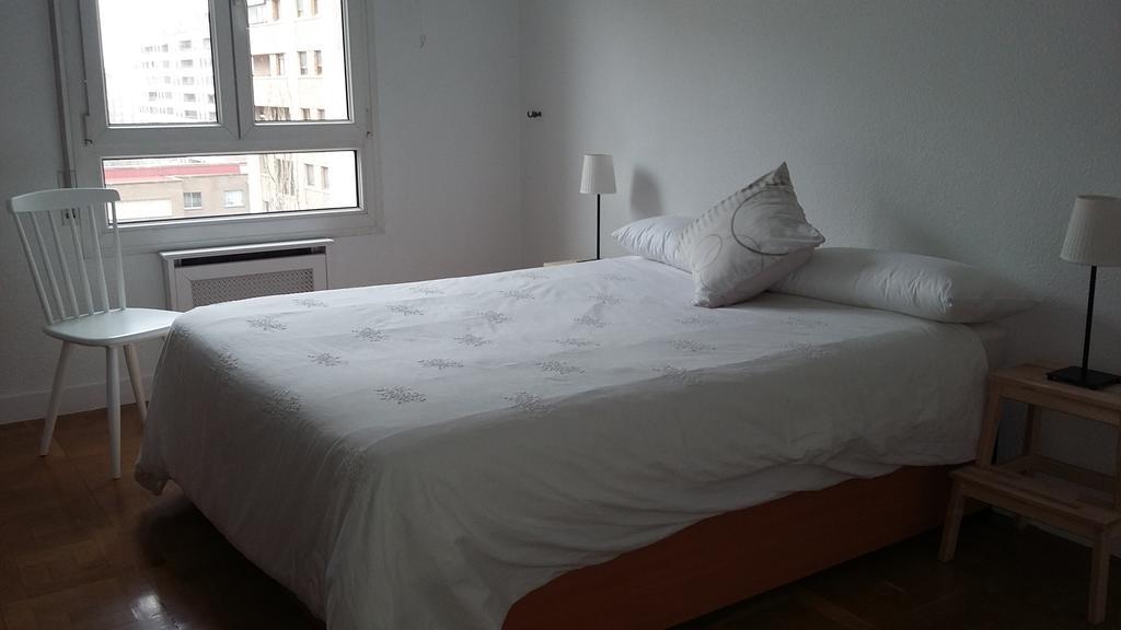 Apartamento Vuelta del Castillo Pamplona Esterno foto