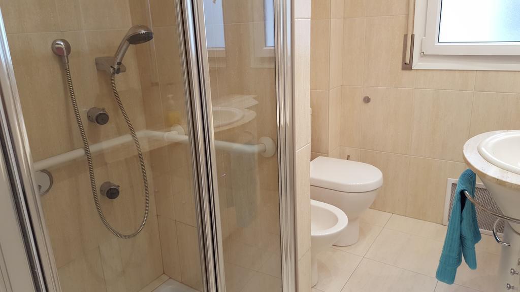 Apartamento Vuelta del Castillo Pamplona Esterno foto